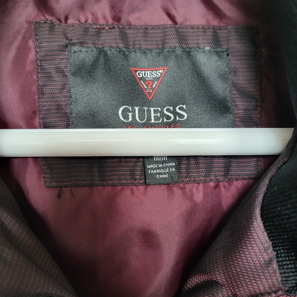 Guess Full Zip Puffer Jacket Coat - Picture 9 of 13